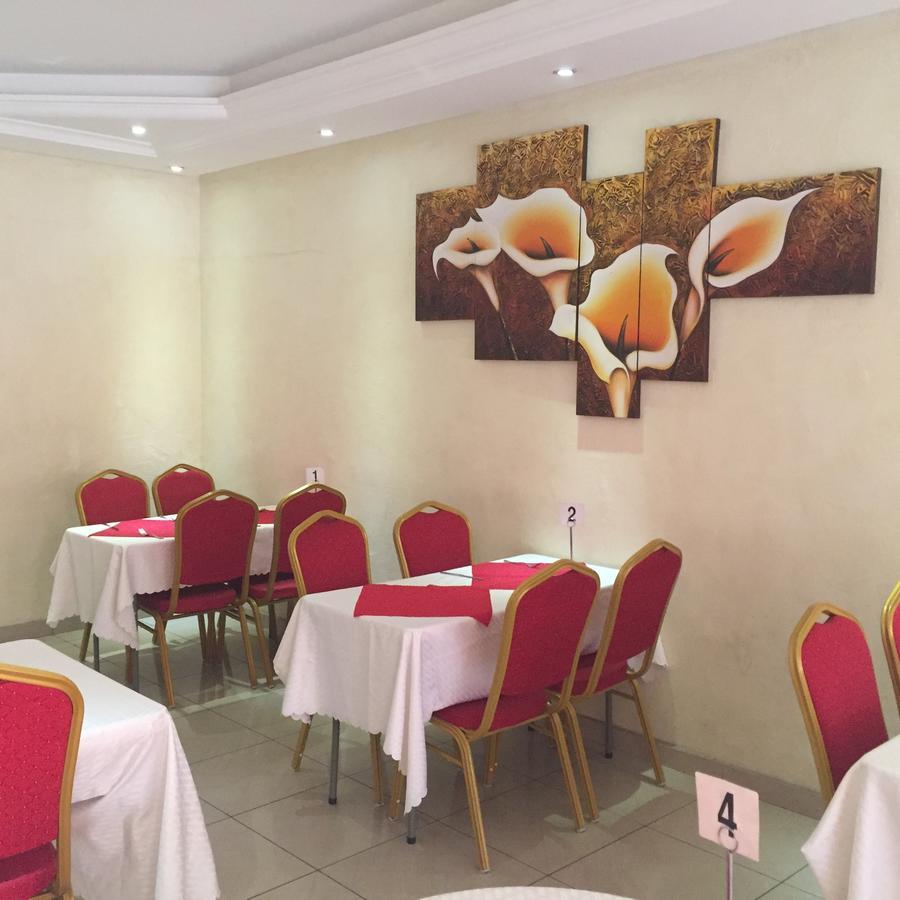 Hotel Des Jardins Abidżan Zewnętrze zdjęcie