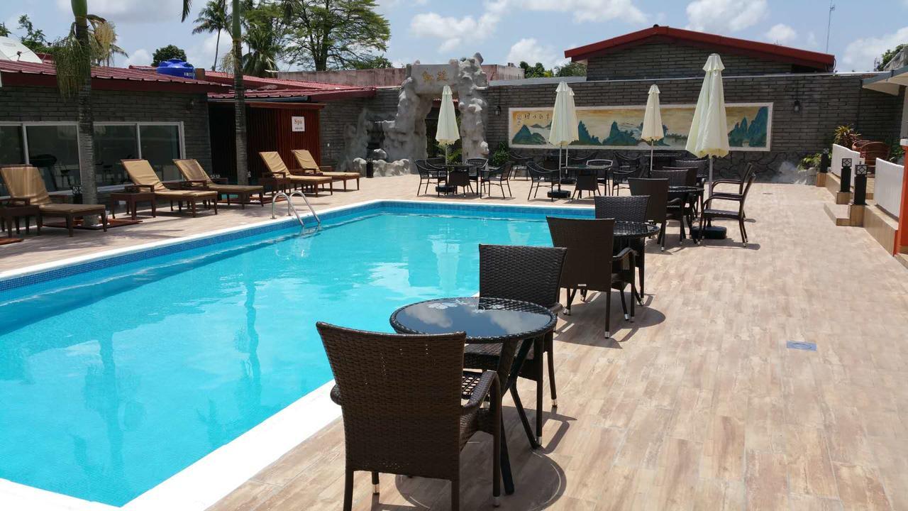 Hotel Des Jardins Abidżan Zewnętrze zdjęcie