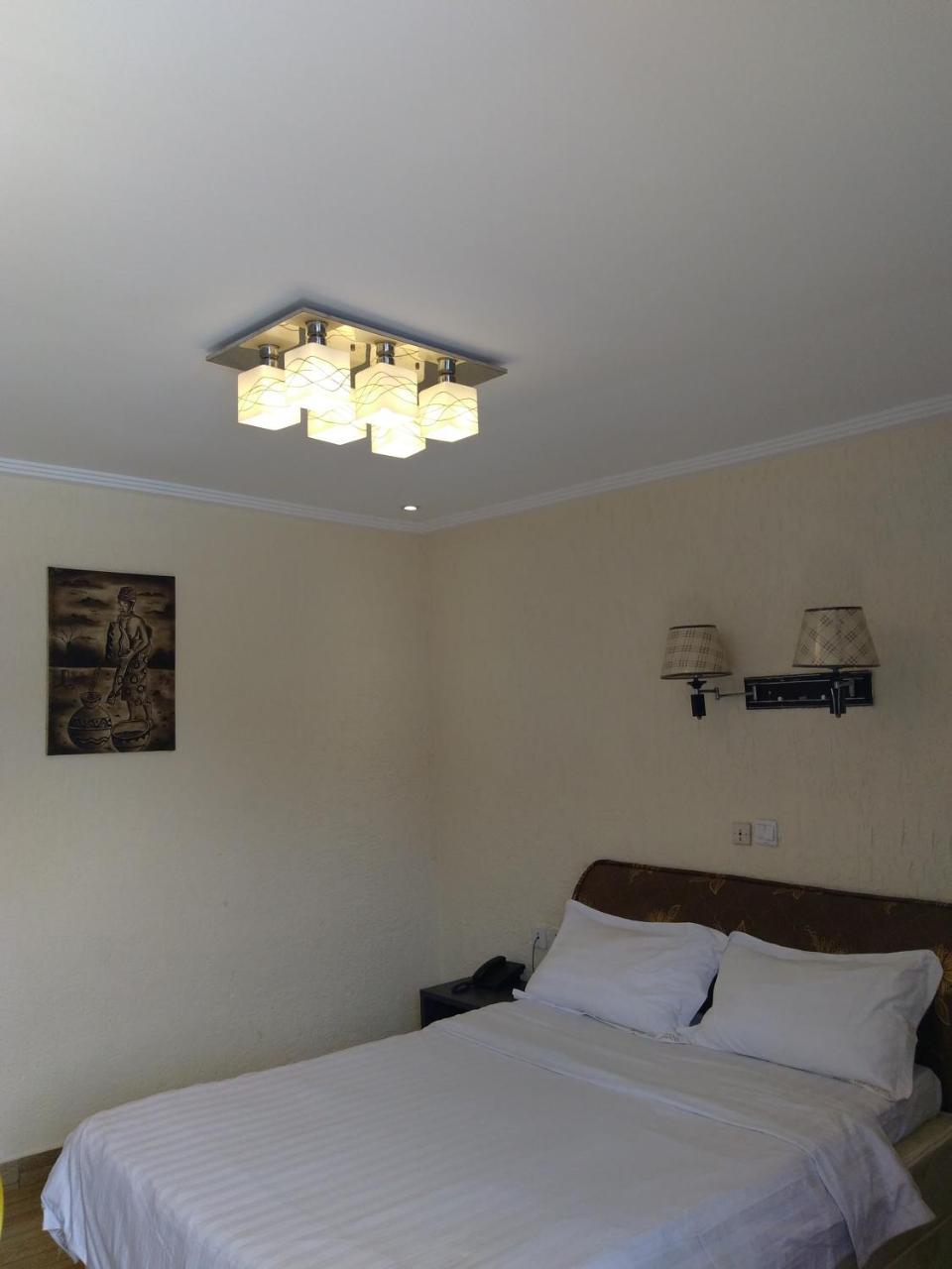 Hotel Des Jardins Abidżan Zewnętrze zdjęcie